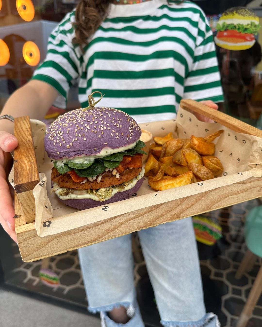flower burger and wedges